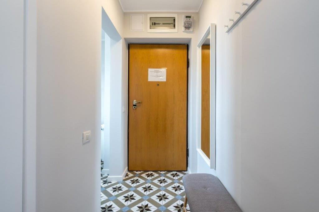 Downtown Modern - 2Br Apartment Bükreş Dış mekan fotoğraf
