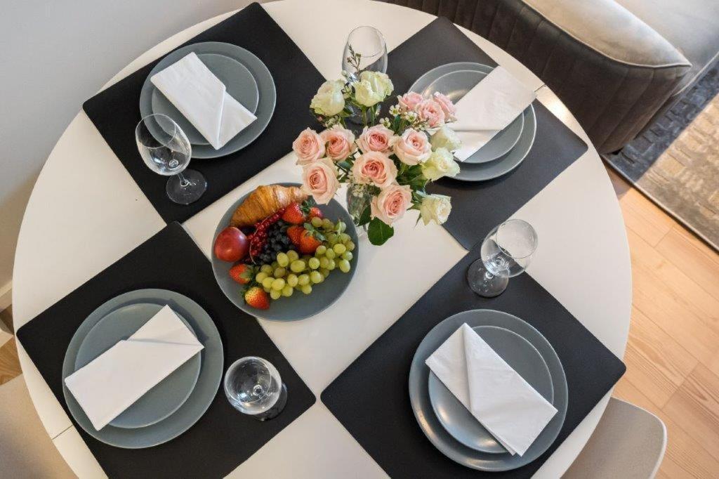 Downtown Modern - 2Br Apartment Bükreş Dış mekan fotoğraf