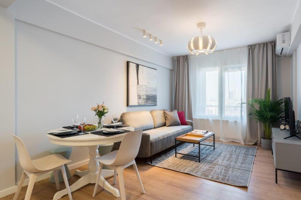 Downtown Modern - 2Br Apartment Bükreş Dış mekan fotoğraf
